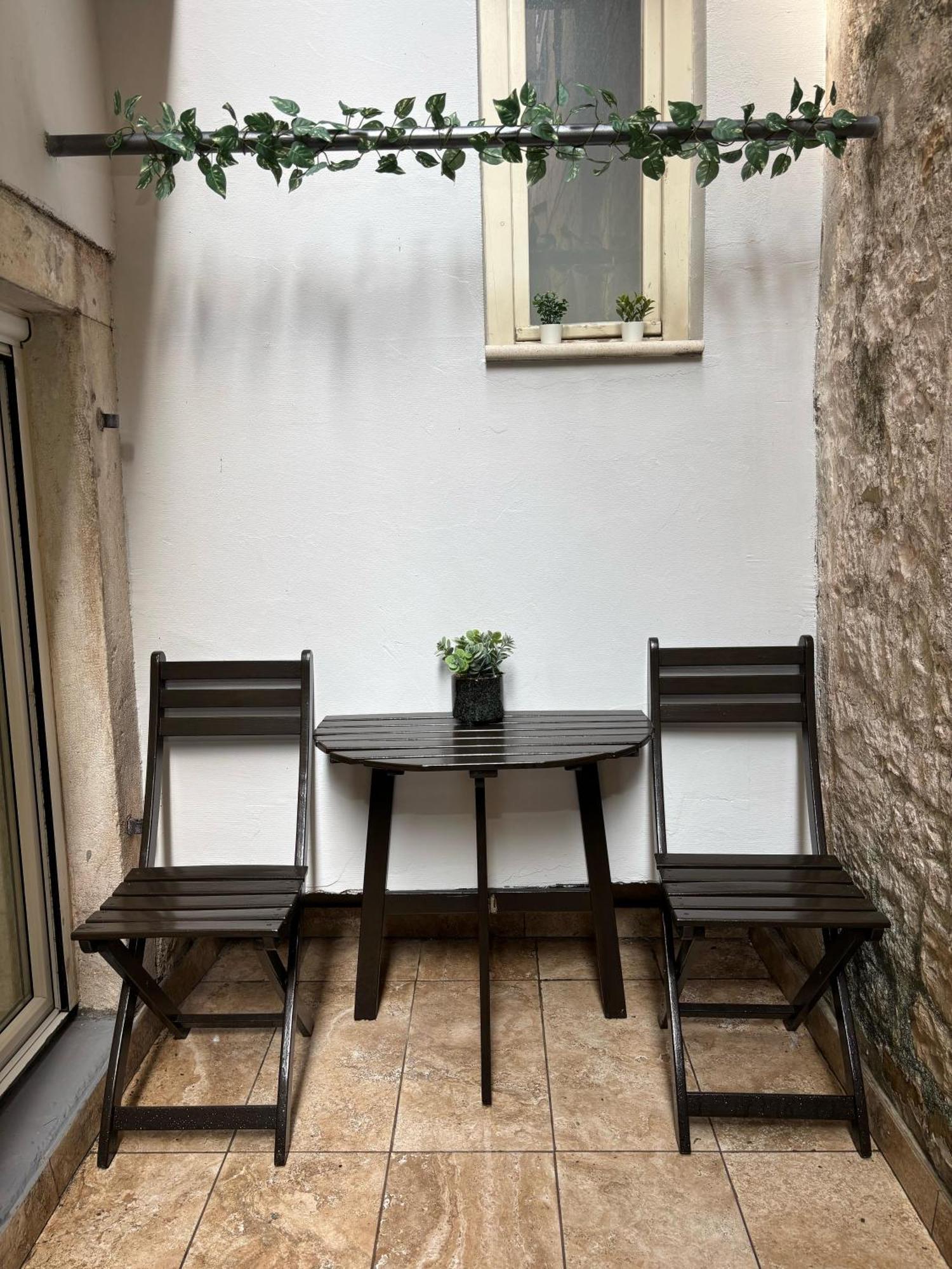 Palace Apartment Split Exterior photo